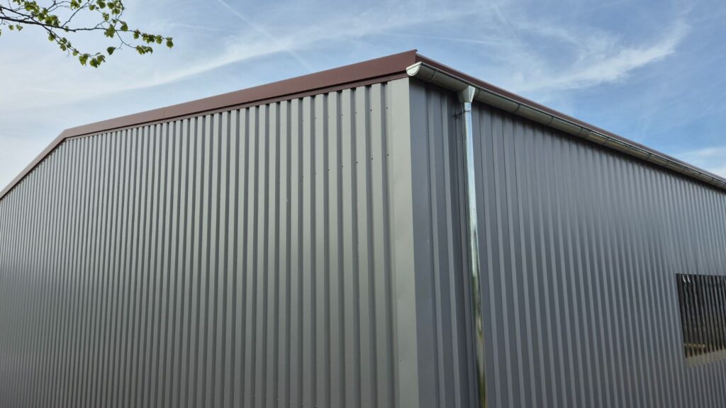 Fertige Produktionshalle